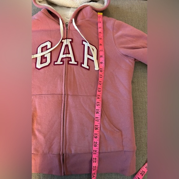 GAP Dusty Rose Hoodie with Cream Sherpa Lining - Picture 5 of 6